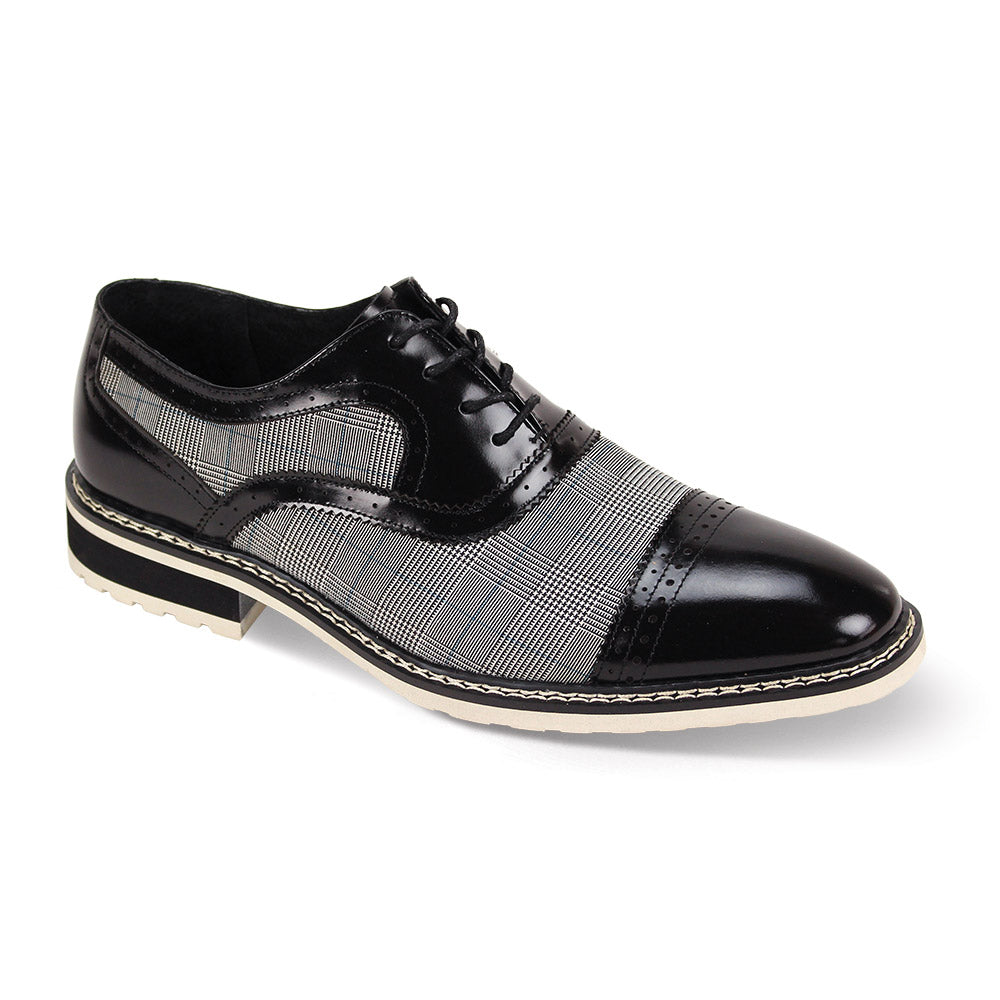 Sinclair Tweed Leather Dress Shoe by Giovanni